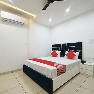 https://oyo-empire-state.hotelsdelhi.org